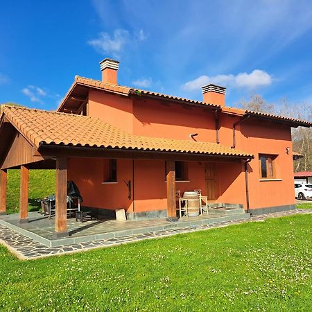 La Casita De Titi Villa Pravia Eksteriør billede